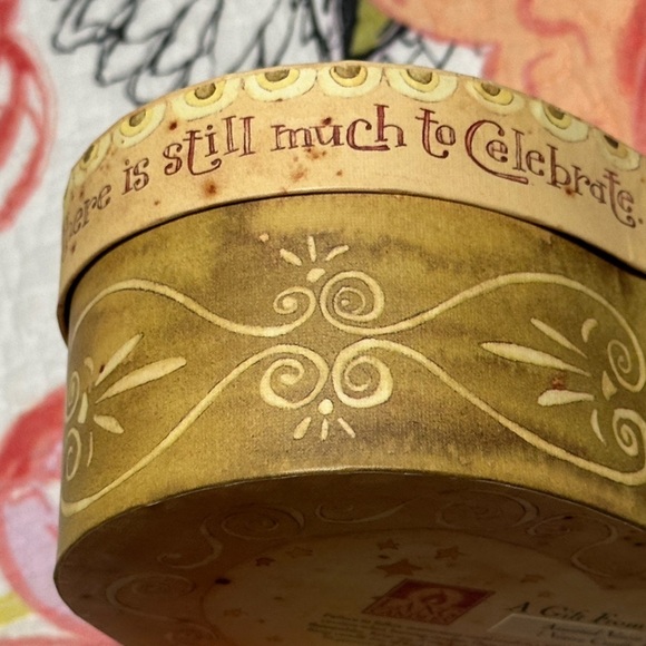 Just Believe candle assortment from Lang Candles. Includes 7 candles & holder. - Picture 3 of 6